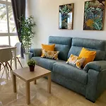 Cozy 1 Bed Apartment In Europark 74